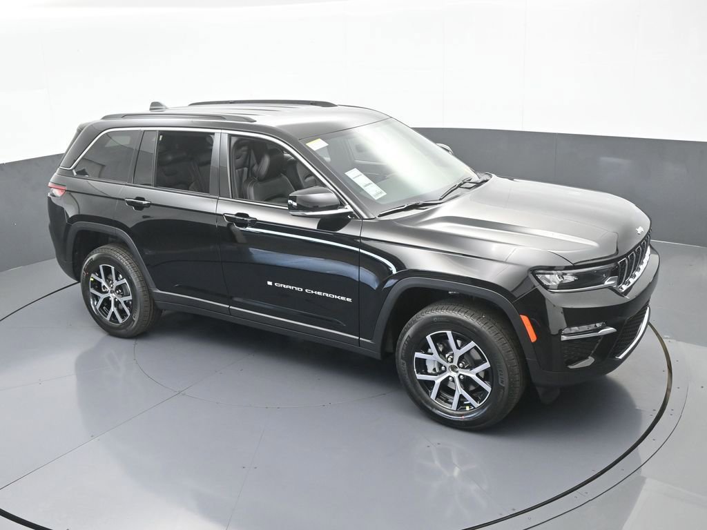 Used 2025 Jeep Grand Cherokee Limited image 42