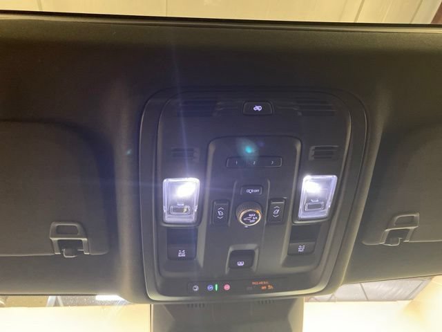 Used 2022 Cadillac Escalade Sport w/ Touring Package AWD/4WD image 13