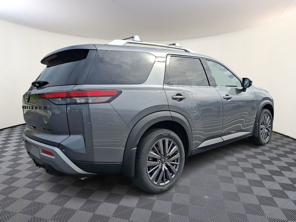Used 2023 Nissan Pathfinder SL w/ SL Premium Package image 9