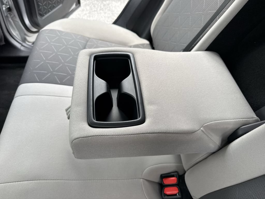 Used 2019 Toyota RAV4 XLE FWD image 38