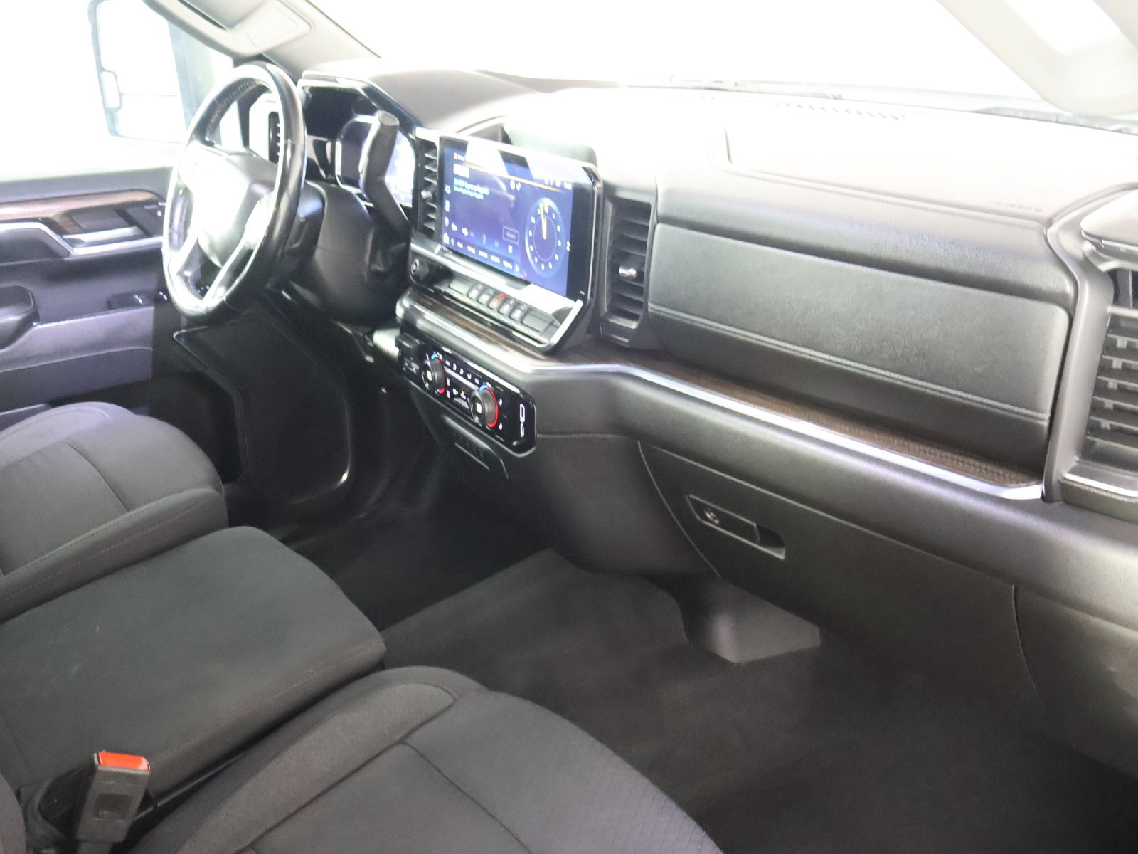 Used 2024 Chevrolet Silverado 2500 LT w/ Convenience Package AWD/4WD image 46