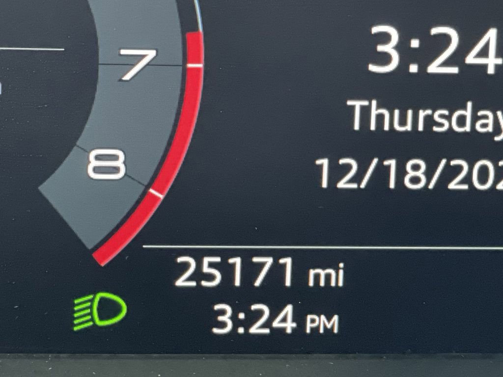 Used 2025 Audi Q3 2.0T Premium image 23