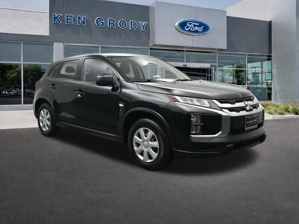 Used 2021 Mitsubishi Outlander Sport ES image 1