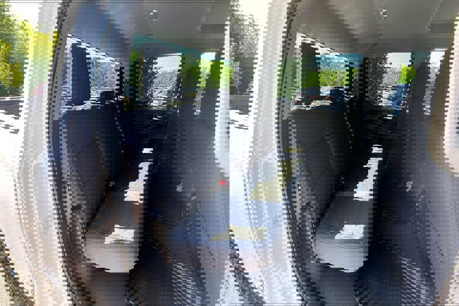 Used 2025 Chevrolet Silverado 1500 Custom image 19