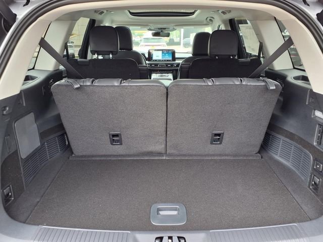 New 2026 Lincoln Aviator 2WD image 9