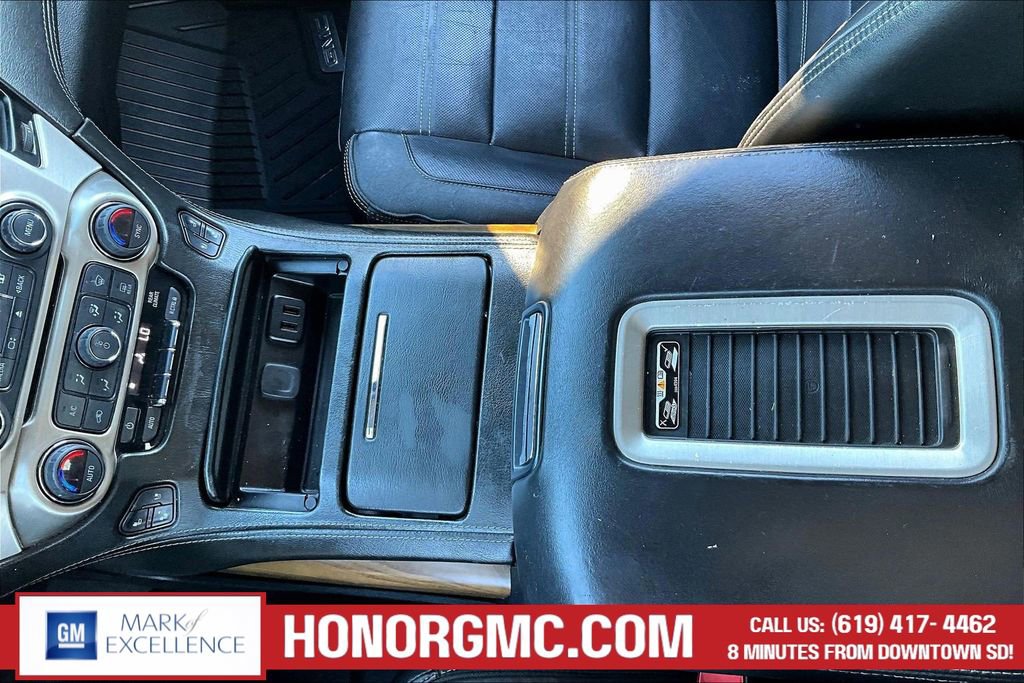 Used 2020 GMC Yukon Denali w/ Open Road Package image 16