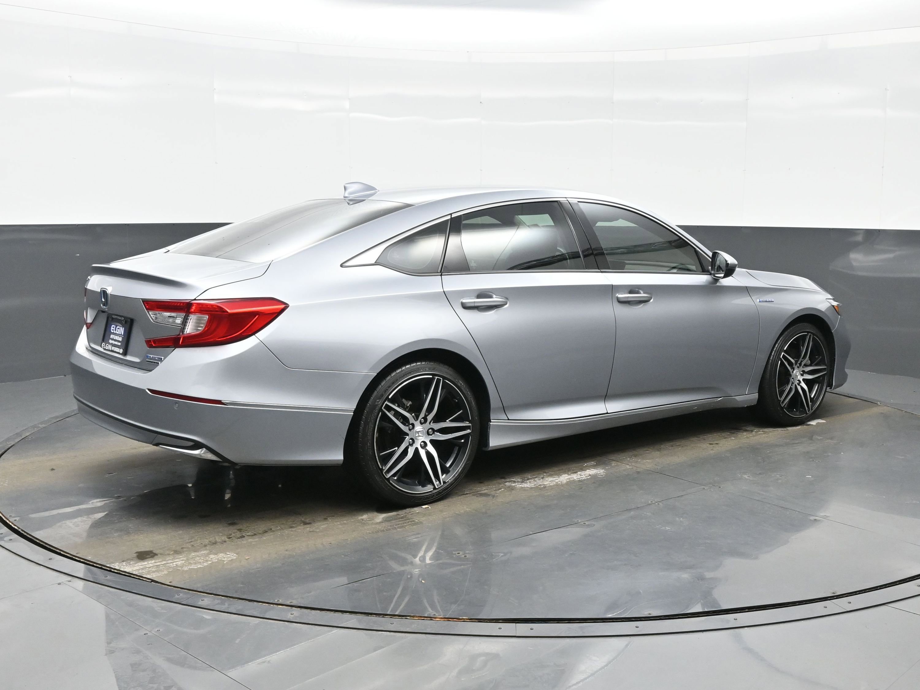 Used 2022 Honda Accord Touring image 6