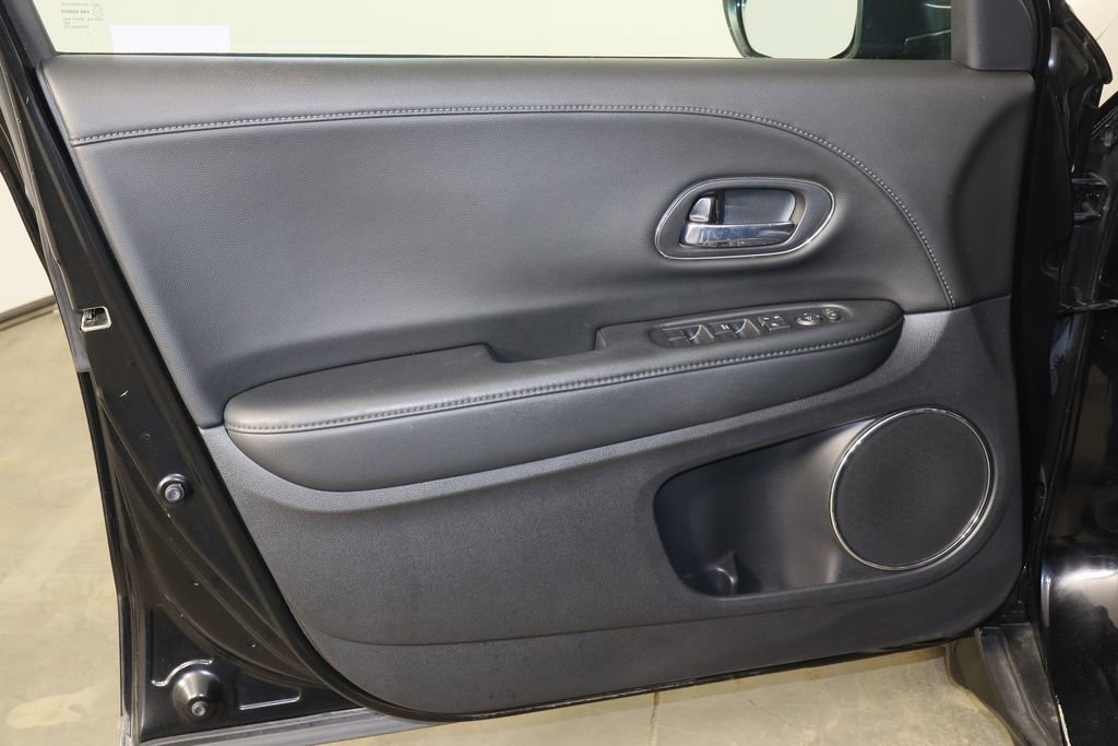 Used 2021 Honda HR-V EX-L image 19