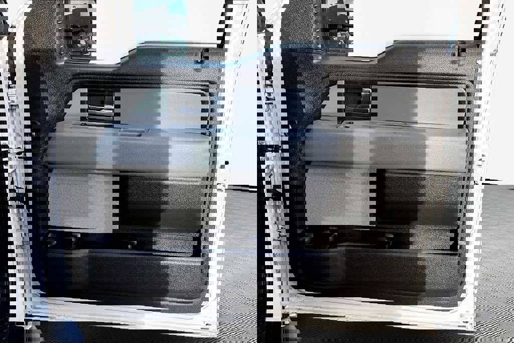 Used 2014 Ford F150 XLT w/ Trailer Tow Package image 24