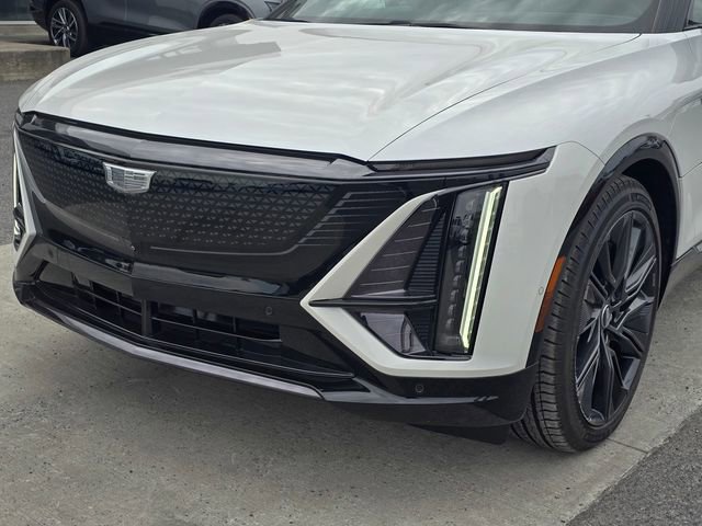 New 2025 Cadillac Lyriq Sport w/ Nappa Leather Package image 10