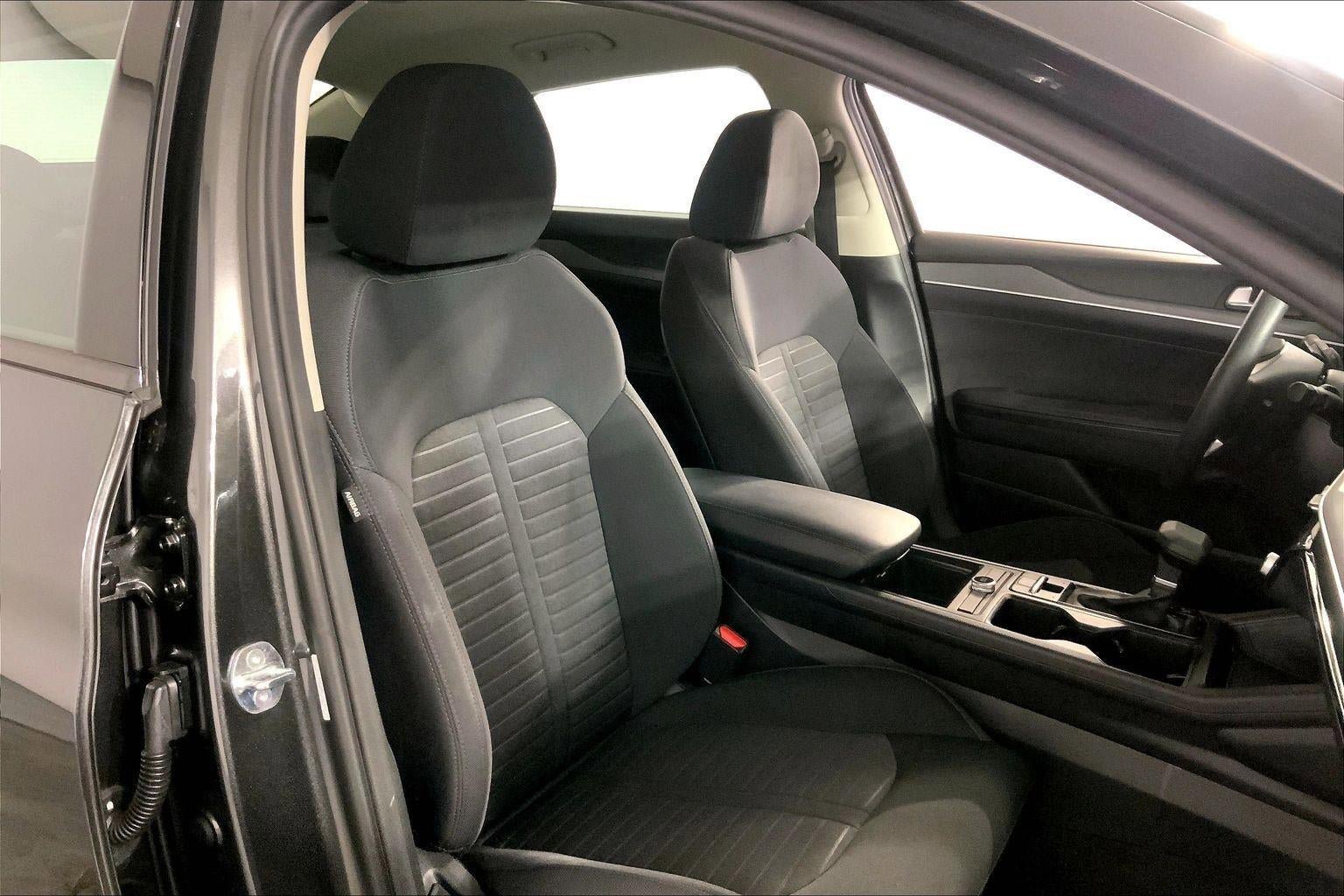 Used 2025 Kia K5 LXS FWD image 7