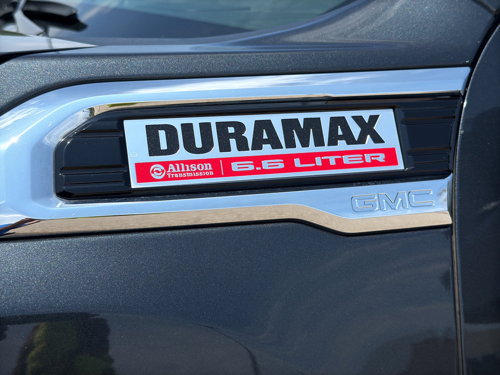 Used 2022 GMC Sierra 2500 Denali AWD/4WD image 9