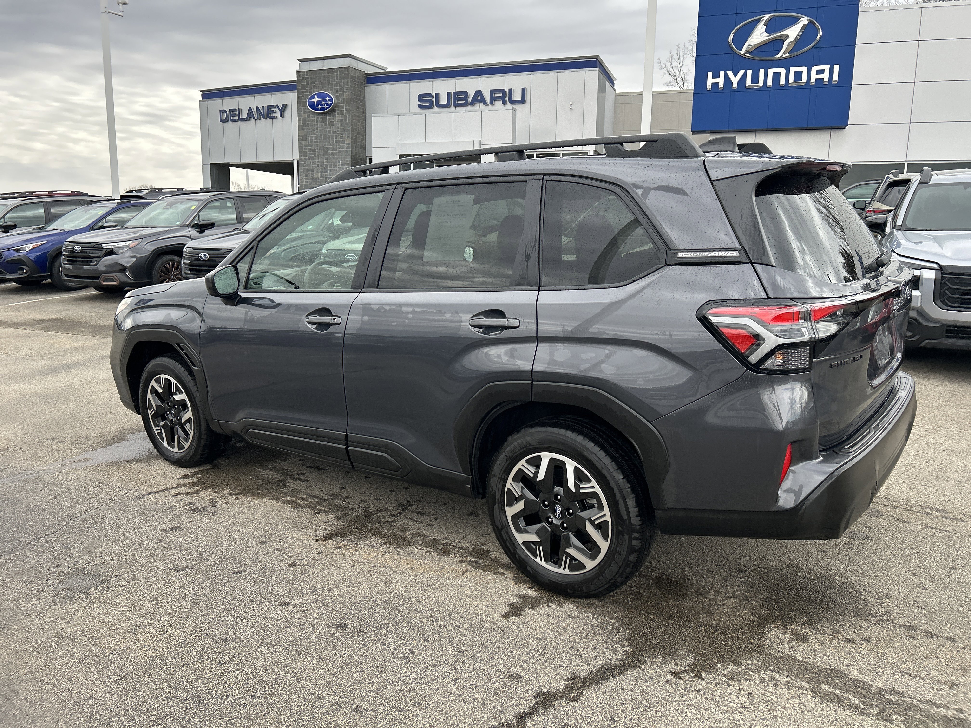 Used 2025 Subaru Forester Premium w/ Convenience Package #1 image 13