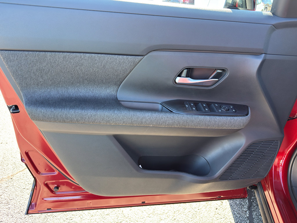 New 2026 Nissan Kicks SV w/ SV Premium Package image 13