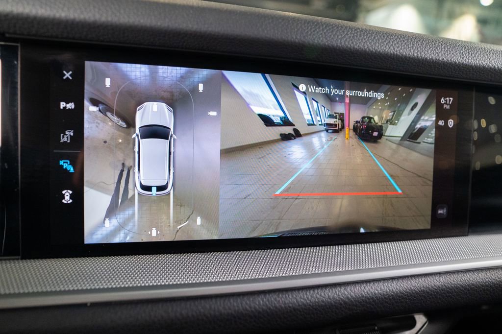 Certified 2025 Porsche Cayenne image 28