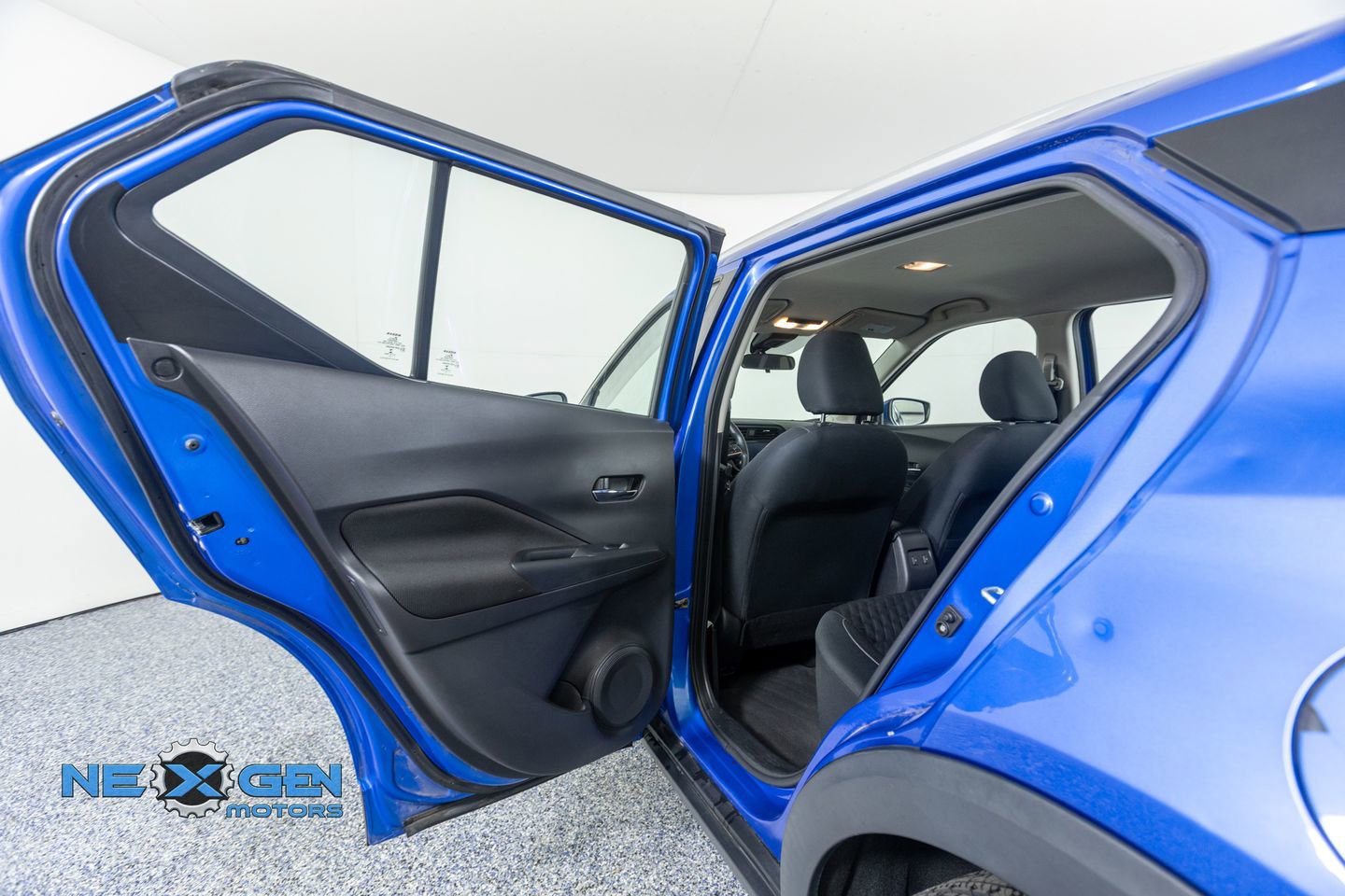Used 2022 Nissan Kicks SV FWD image 23
