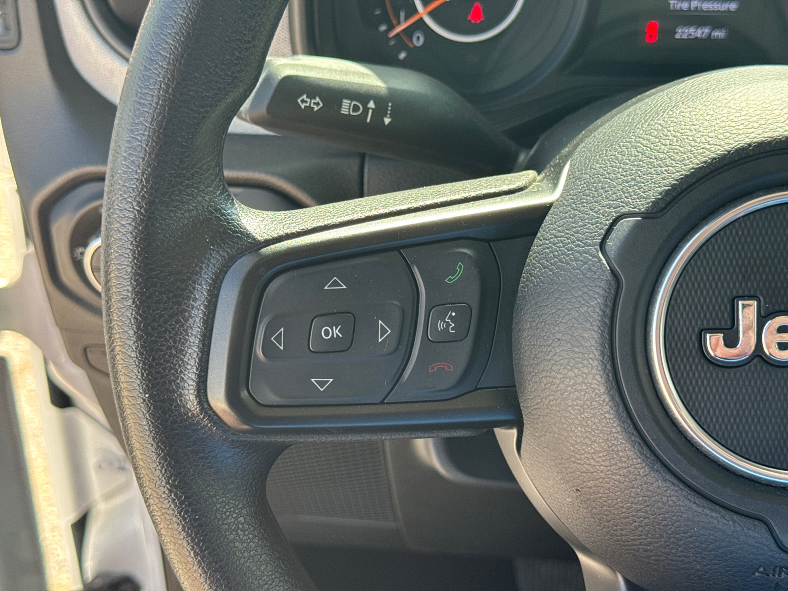 Used 2024 Jeep Gladiator Sport image 22