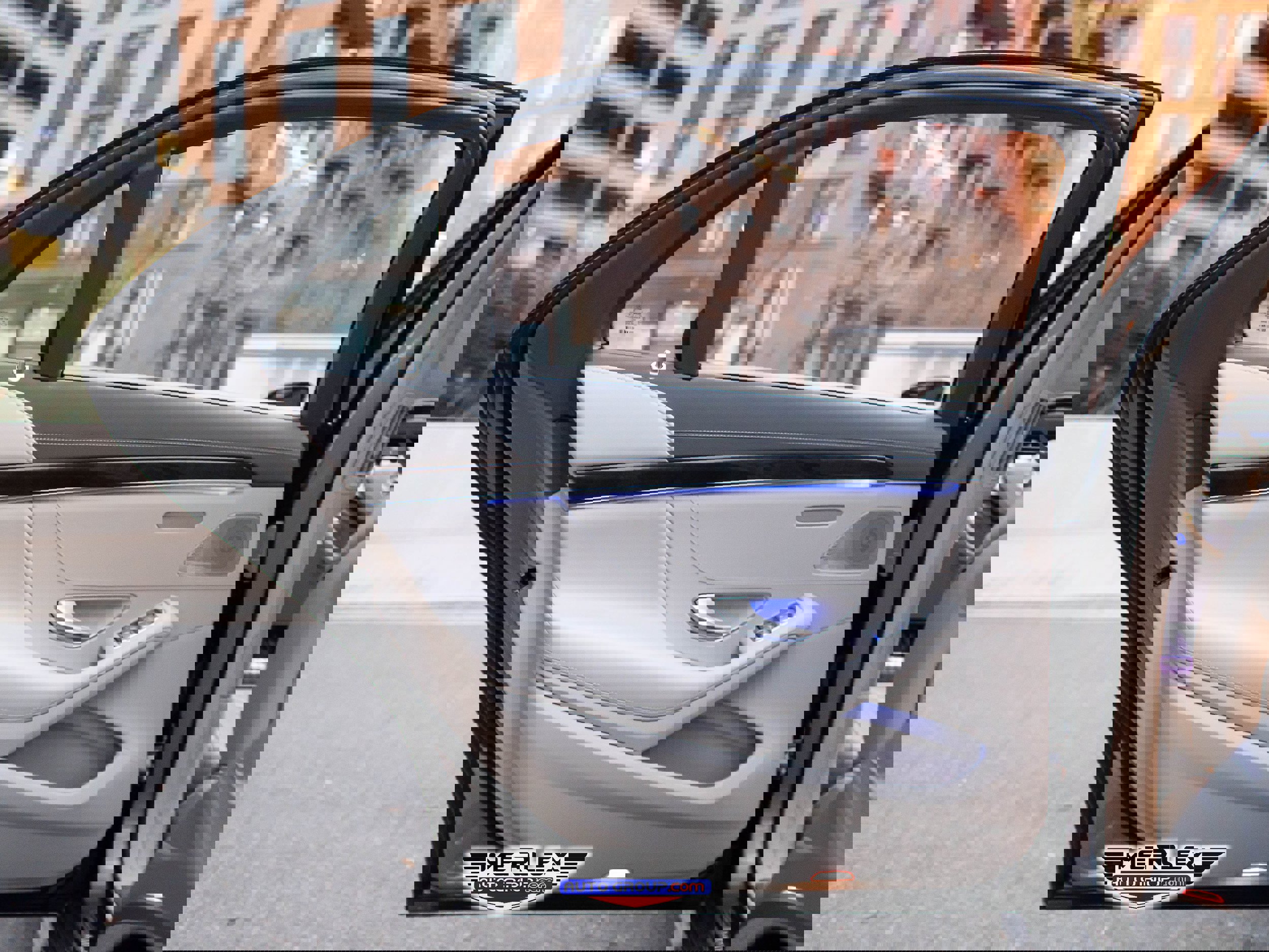 Used 2015 Mercedes-Benz S 550 Sedan w/ Sport Package w/ Sport Package image 47