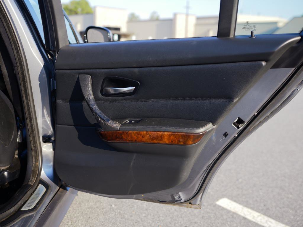 Used 2010 BMW 328i Sedan image 20