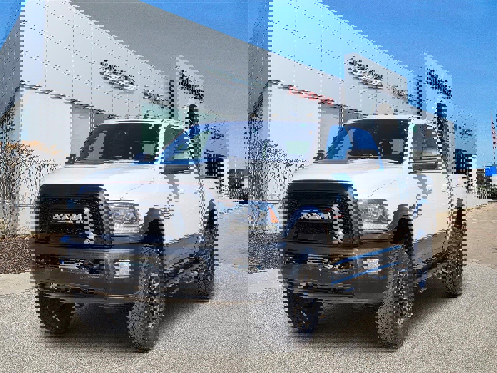 Used 2018 RAM 2500 Power Wagon w/ Comfort Group image 2