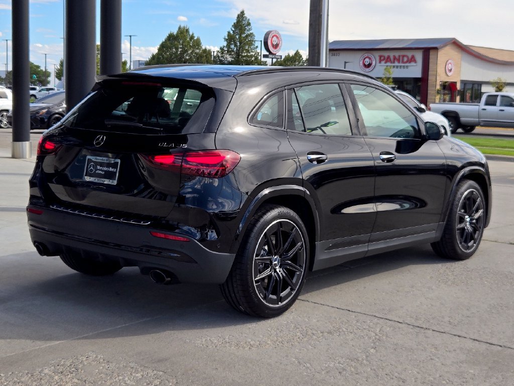 New 2026 Mercedes-Benz GLA 35 AMG 4MATIC image 46