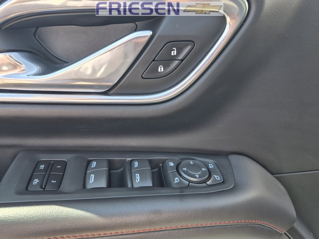 Used 2022 Chevrolet Suburban RST w/ Luxury Package image 13