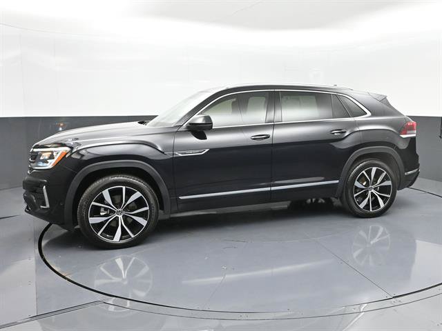 Used 2025 Volkswagen Atlas Cross Sport SEL Premium R-Line AWD/4WD image 32