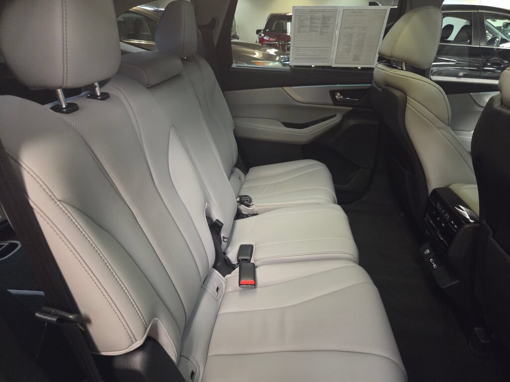 Certified 2023 Acura MDX w/ Technology Package AWD/4WD image 36