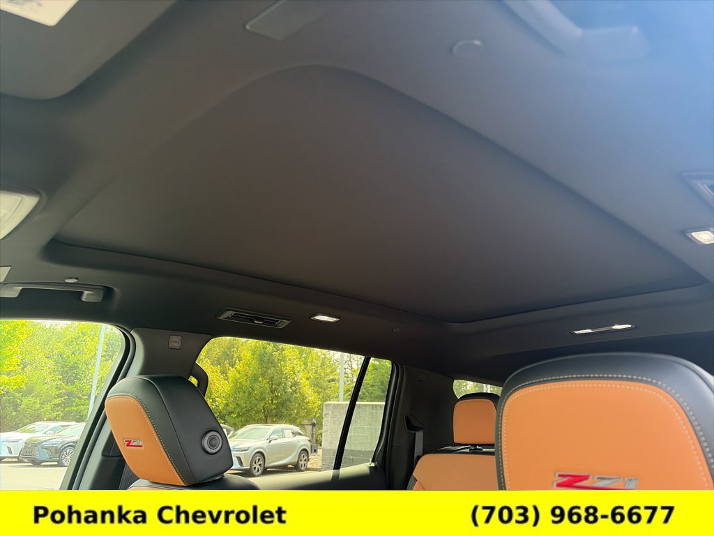 New 2027 Chevrolet Traverse Z71 w/ Enhanced Driving Package AWD/4WD image 19