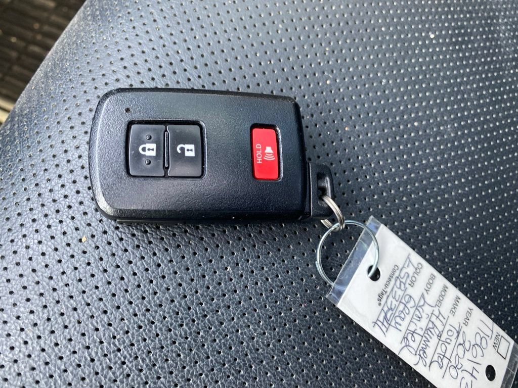 Used 2020 Toyota 4Runner Limited AWD/4WD image 16
