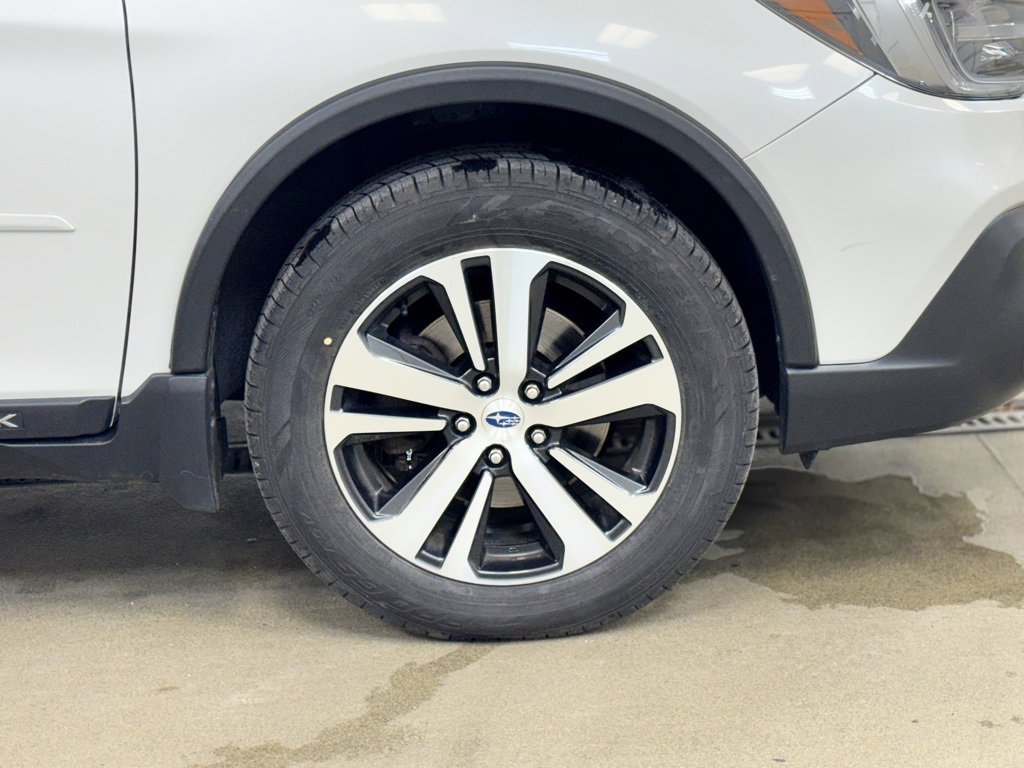 Used 2019 Subaru Outback 2.5i Limited image 4