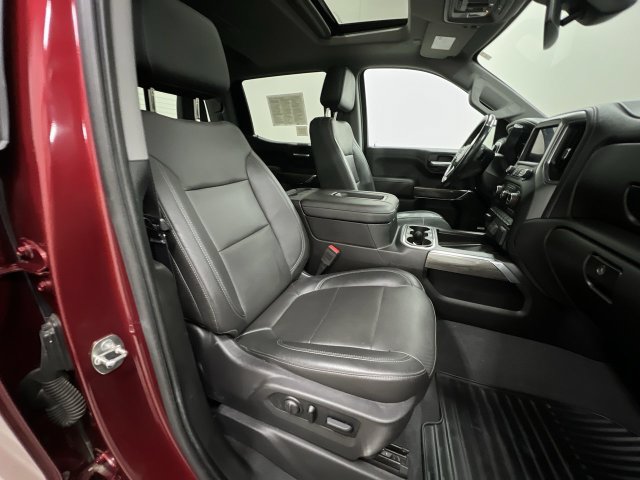 Certified 2019 Chevrolet Silverado 1500 LTZ w/ LTZ Premium Package AWD/4WD image 30
