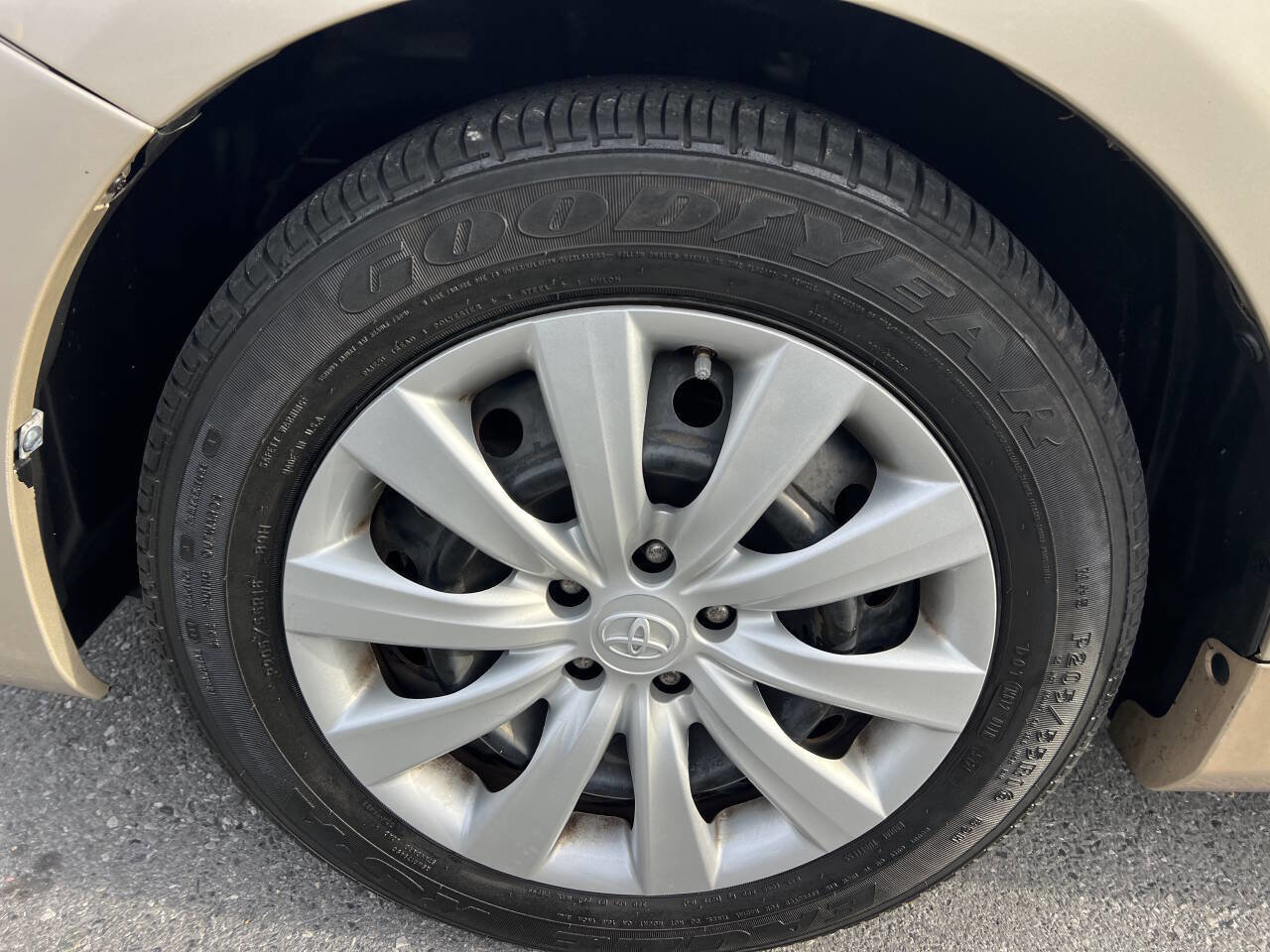 Used 2012 Toyota Corolla LE image 9