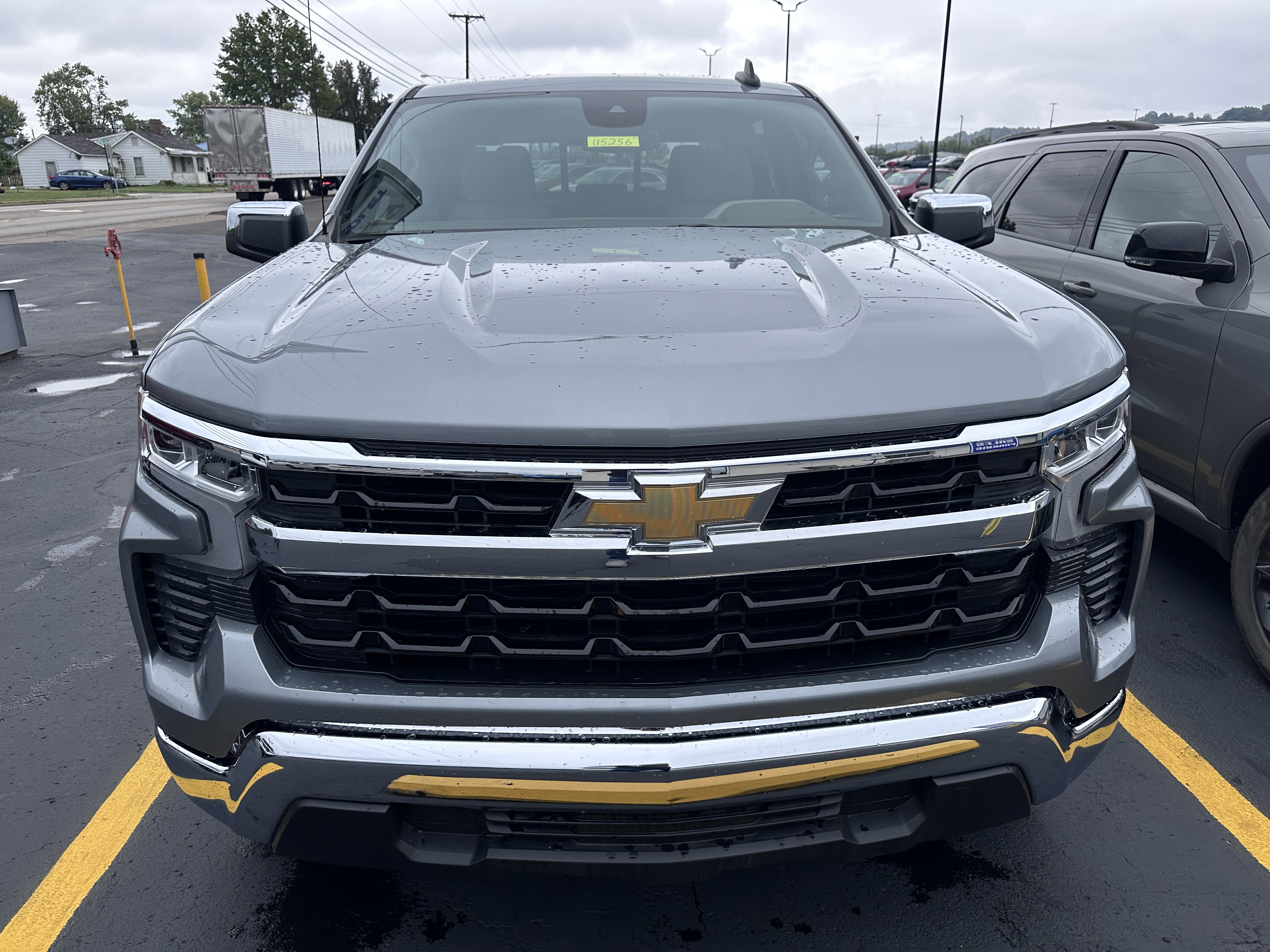 Used 2025 Chevrolet Silverado 1500 LT w/ Leather Package image 7