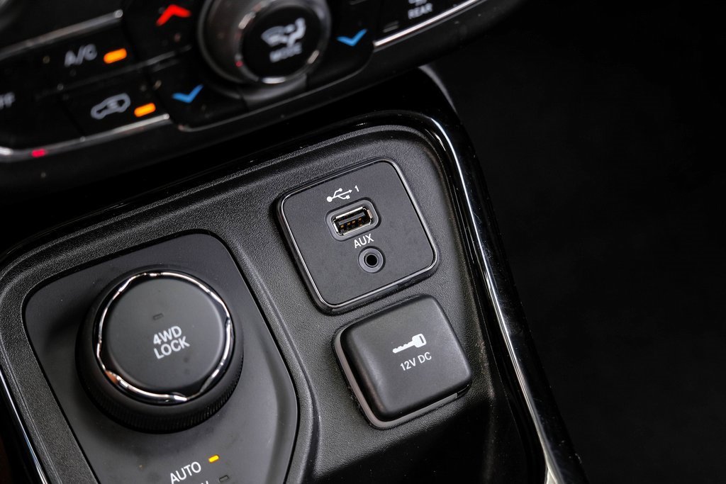 Used 2021 Jeep Compass Limited image 35