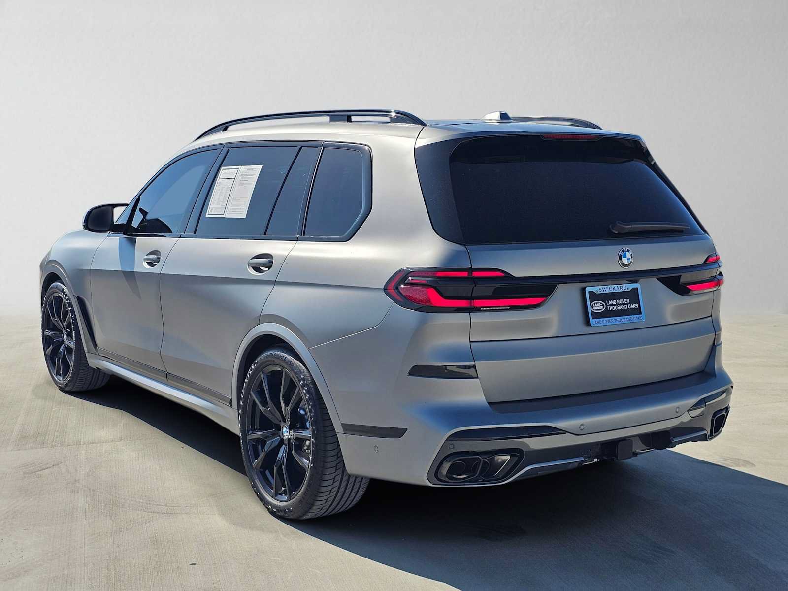 Used 2026 BMW X7 M60i AWD/4WD image 3