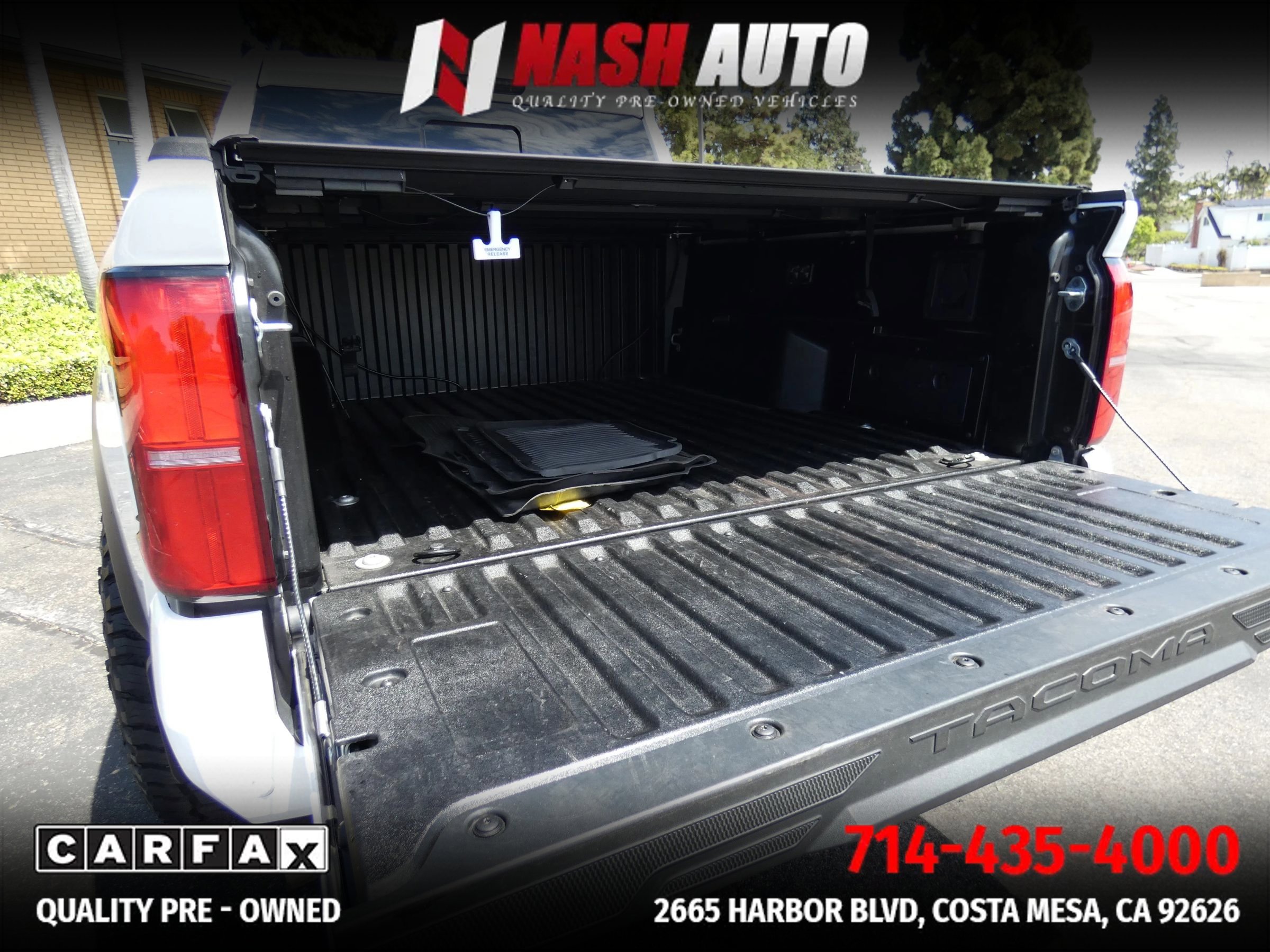 Used 2025 Toyota Tacoma TRD Off-Road w/ TRD Off Road Premium Package AWD/4WD image 24