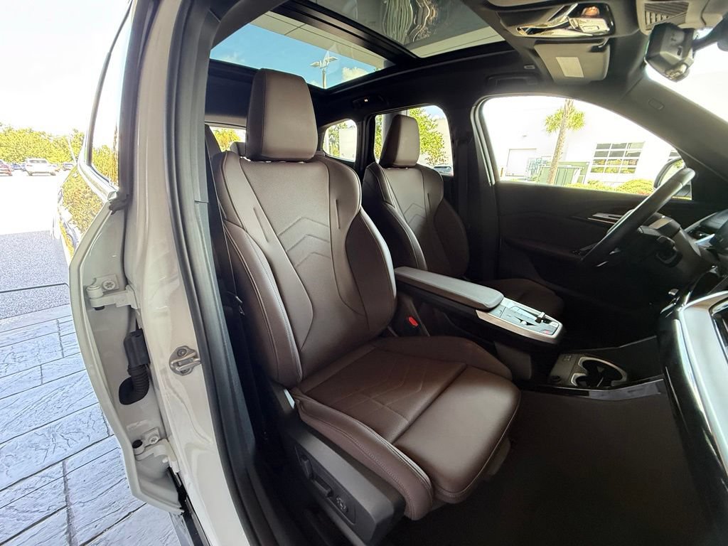 Used 2024 BMW X1 xDrive28i w/ Technology Package AWD/4WD image 23