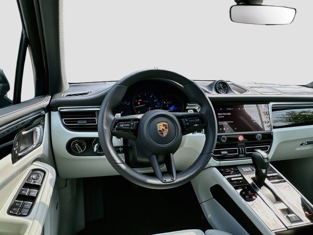 New 2026 Porsche Macan AWD/4WD image 25