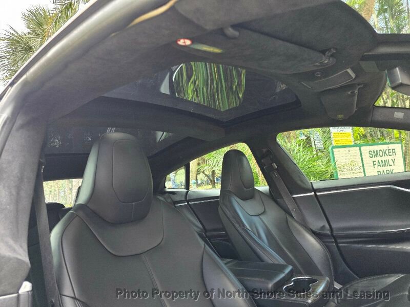 Used 2015 Tesla Model S P90D image 43