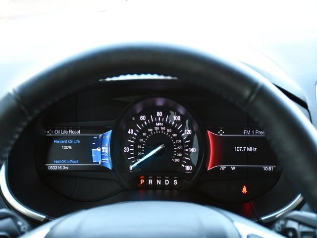 Used 2018 Ford Edge Titanium w/ Equipment Group 302A AWD/4WD image 30