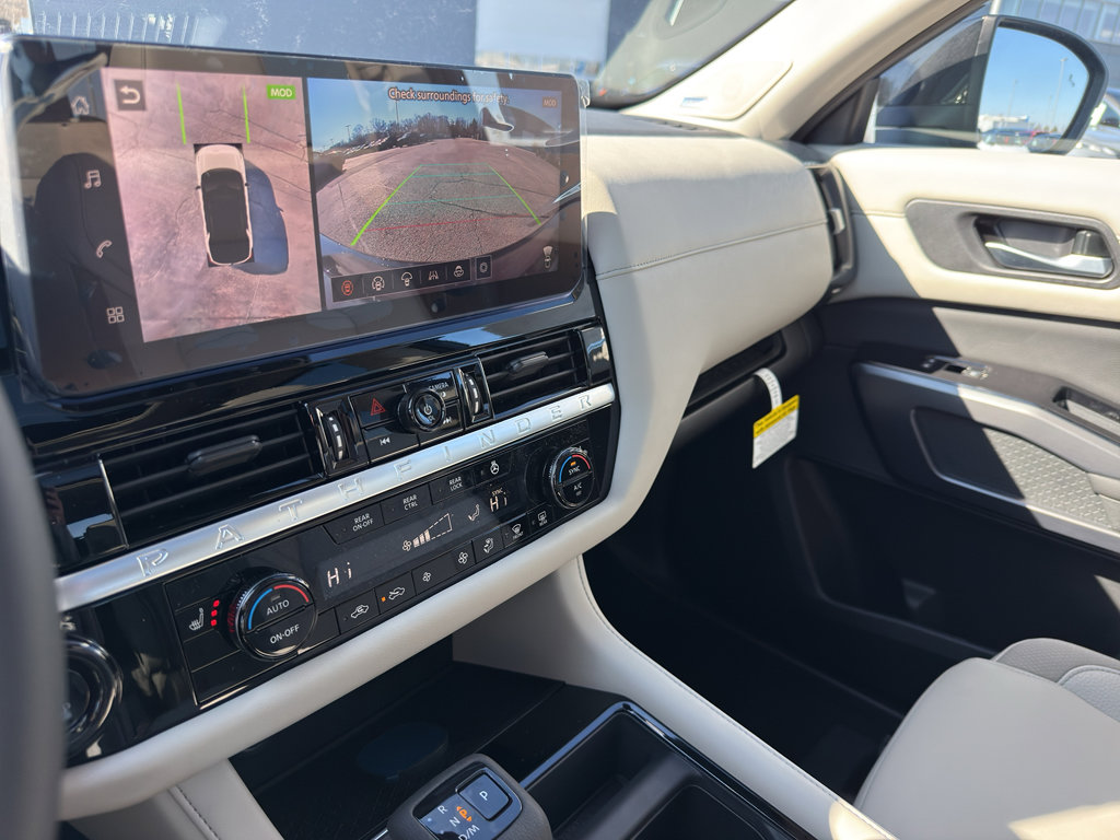New 2026 Nissan Pathfinder SL AWD/4WD image 21