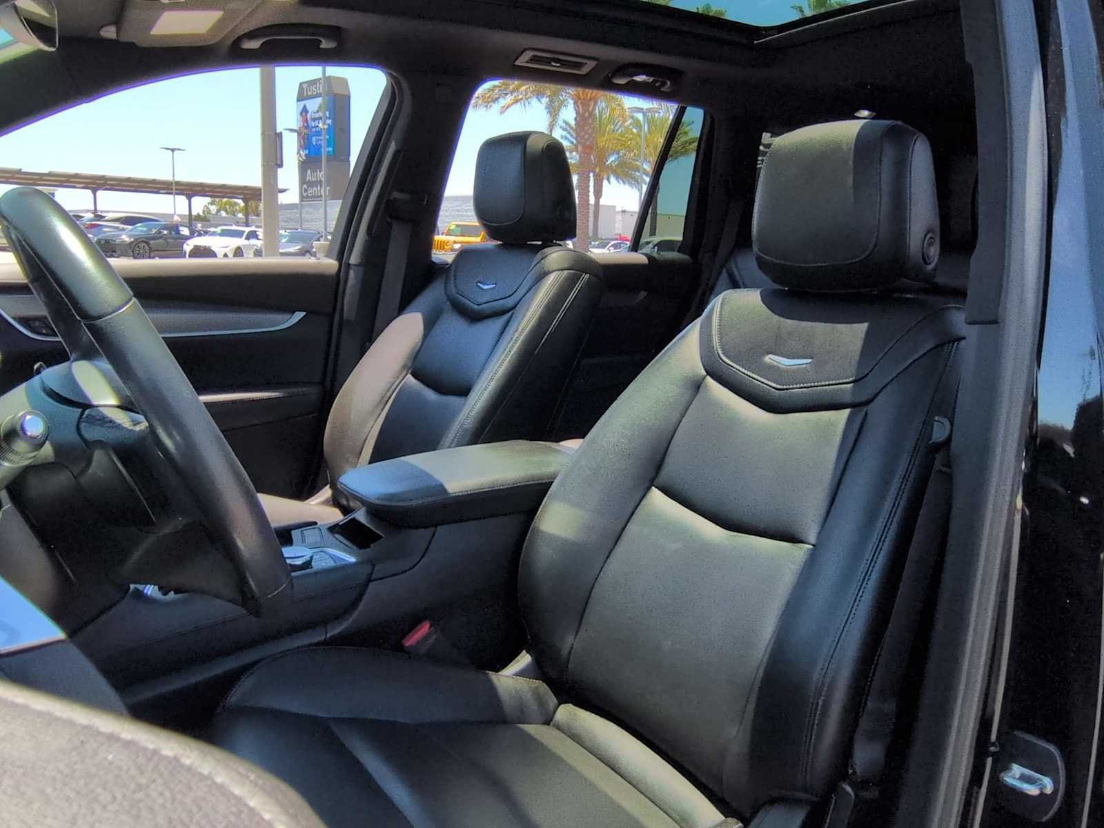 Certified 2023 Cadillac XT6 Luxury FWD image 23
