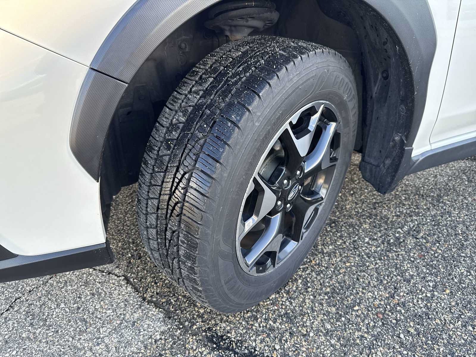 Used 2019 Subaru Crosstrek 2.0i Premium AWD/4WD image 3