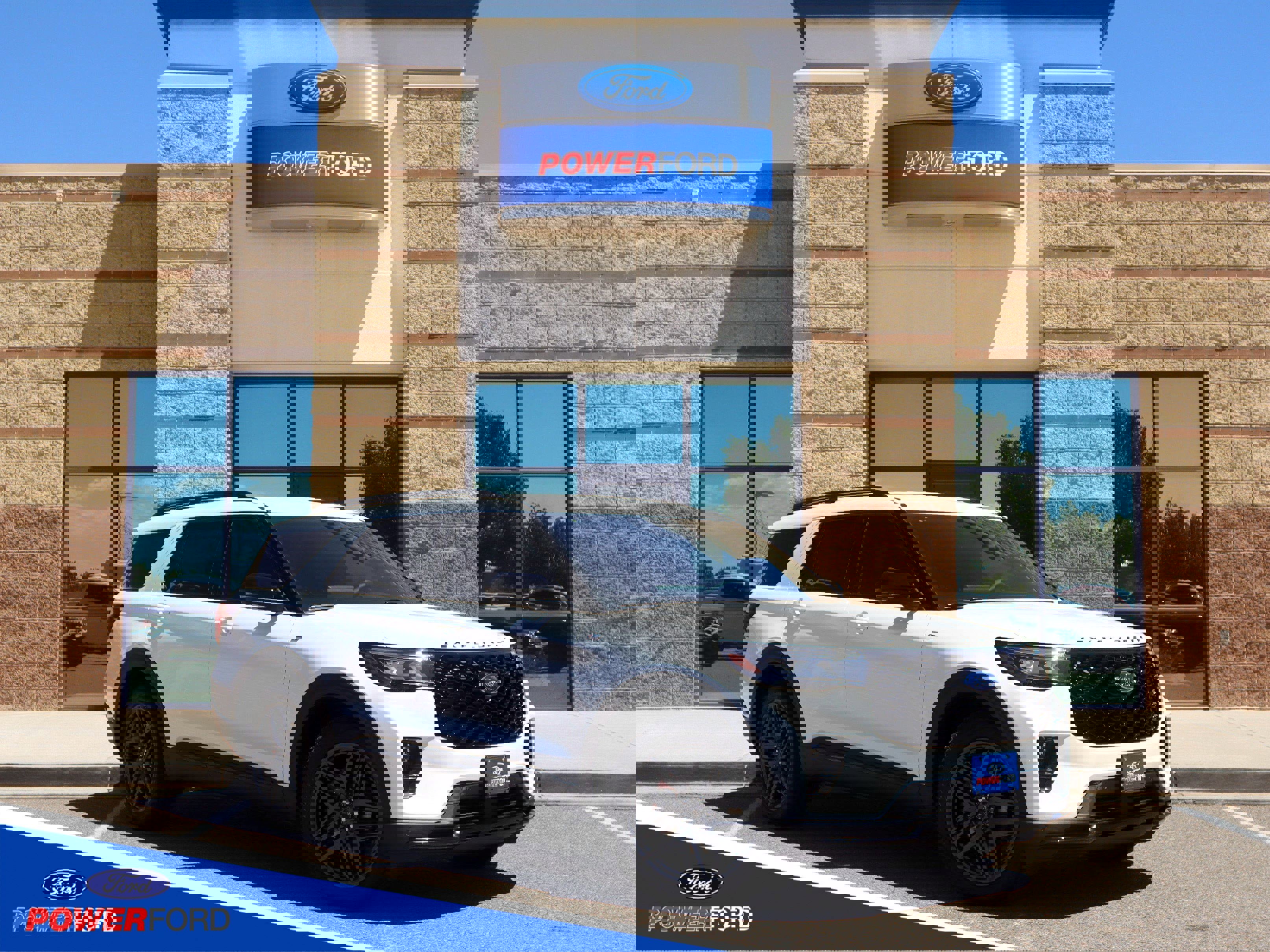 New 2025 Ford Explorer ST-Line w/ Premium Package