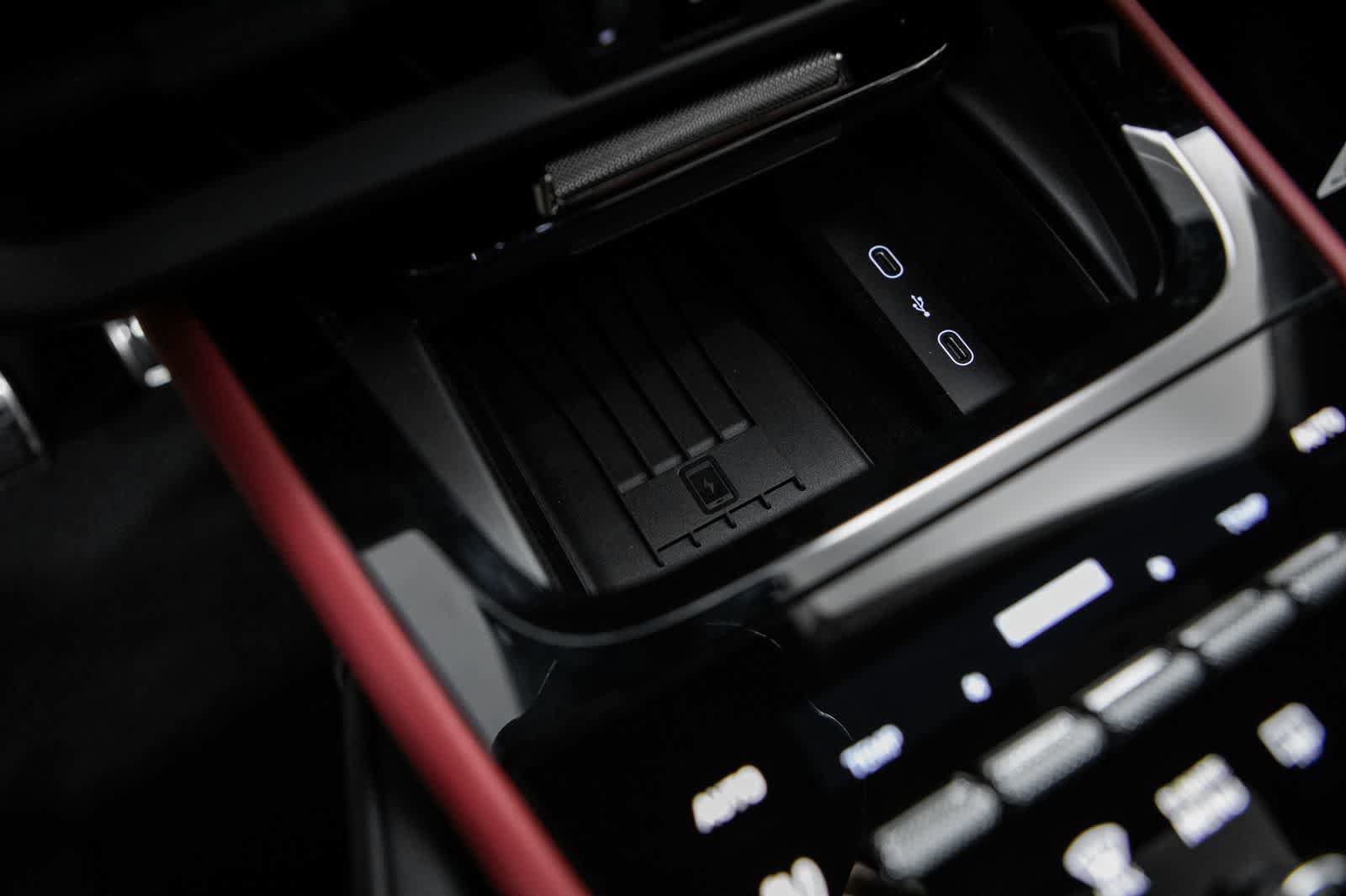 New 2026 Porsche Cayenne GTS AWD/4WD image 29