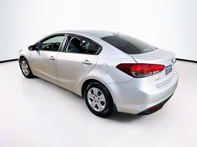 Used 2018 Kia Forte LX w/ LX Rear Camera Package FWD image 5
