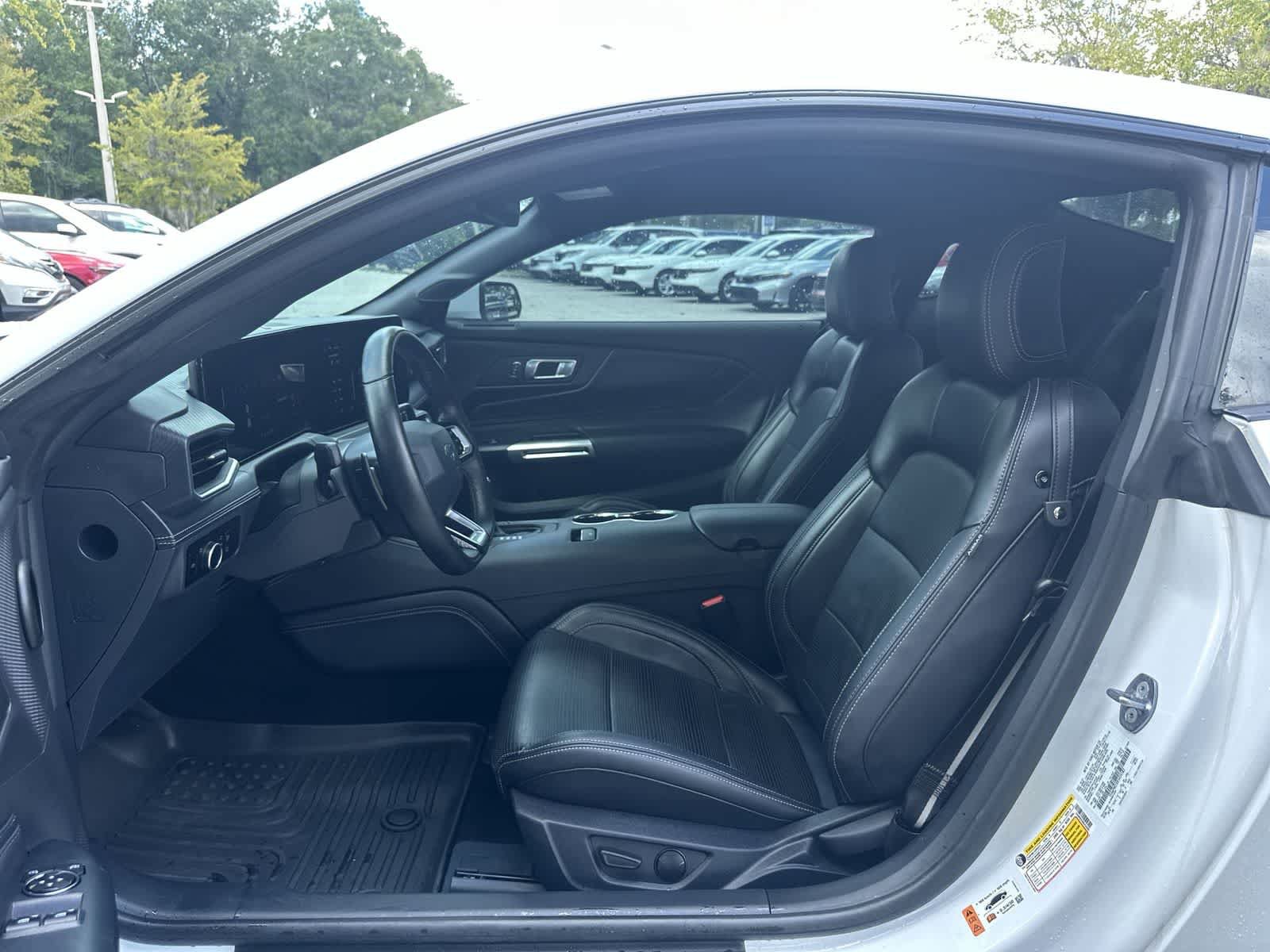 Used 2024 Ford Mustang GT Premium RWD image 2