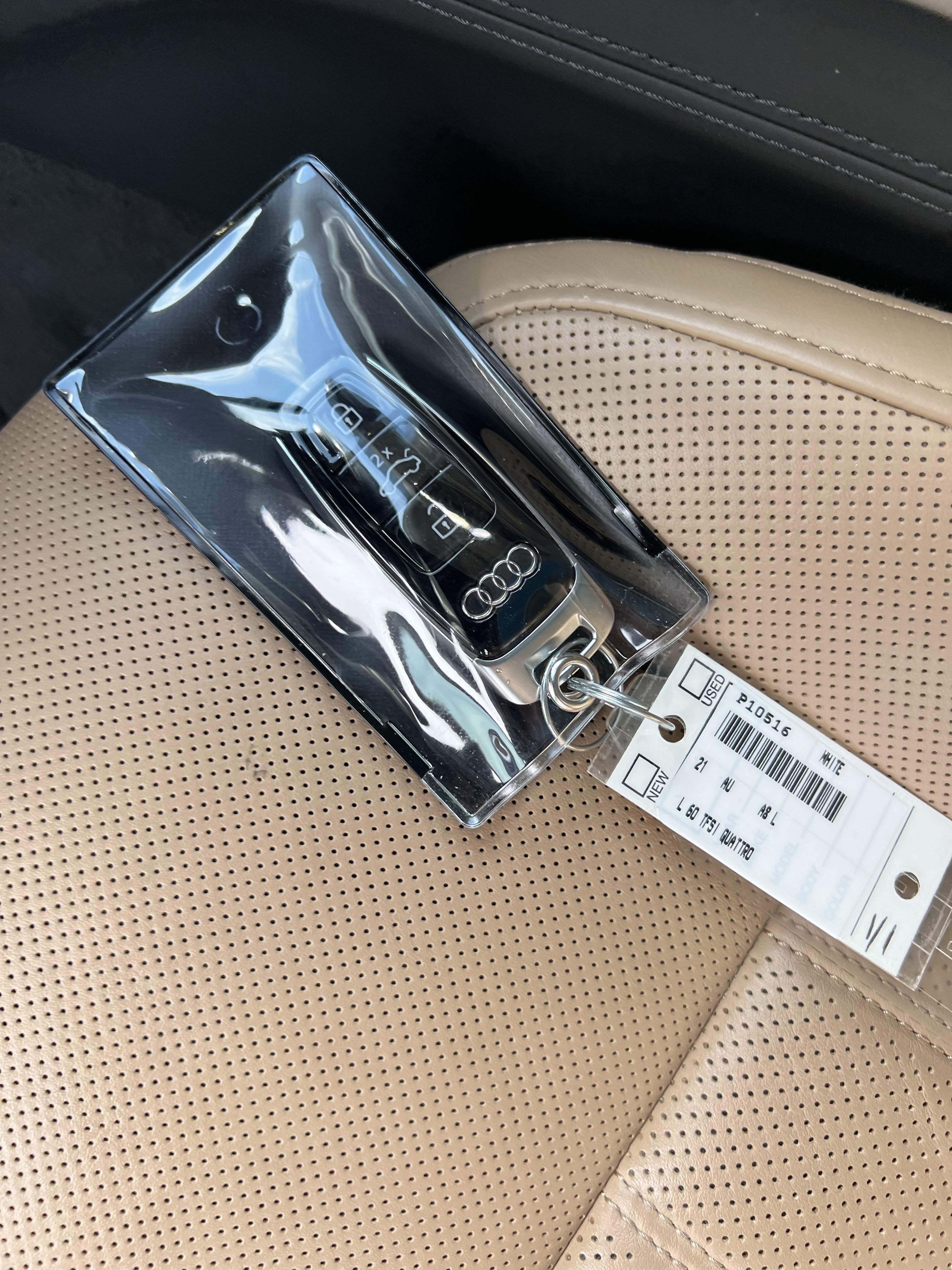 Used 2021 Audi A8 L 4.0T w/ Executive Plus Package image 38