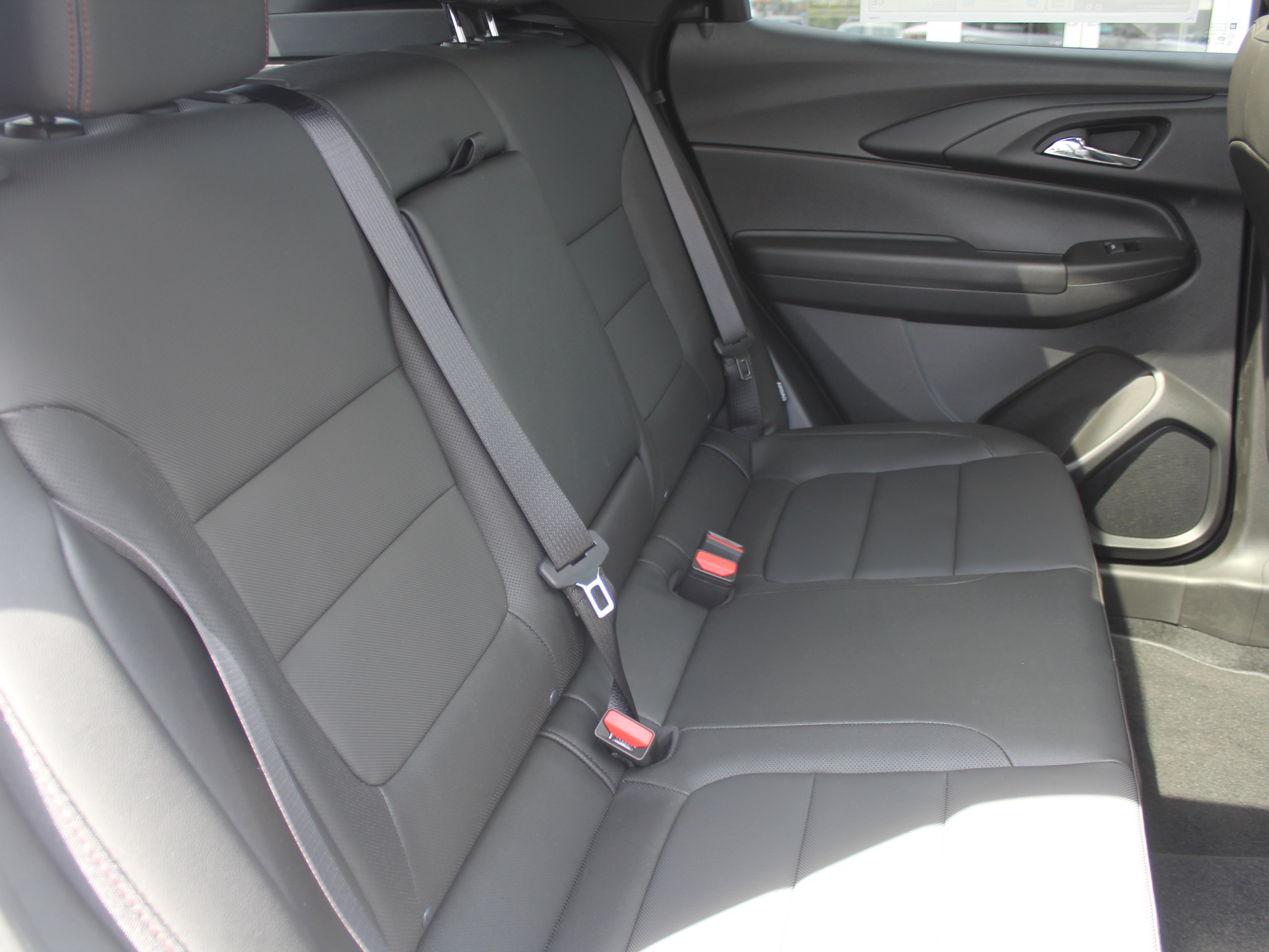 New 2026 Chevrolet TrailBlazer RS w/ Convenience Package AWD/4WD image 16